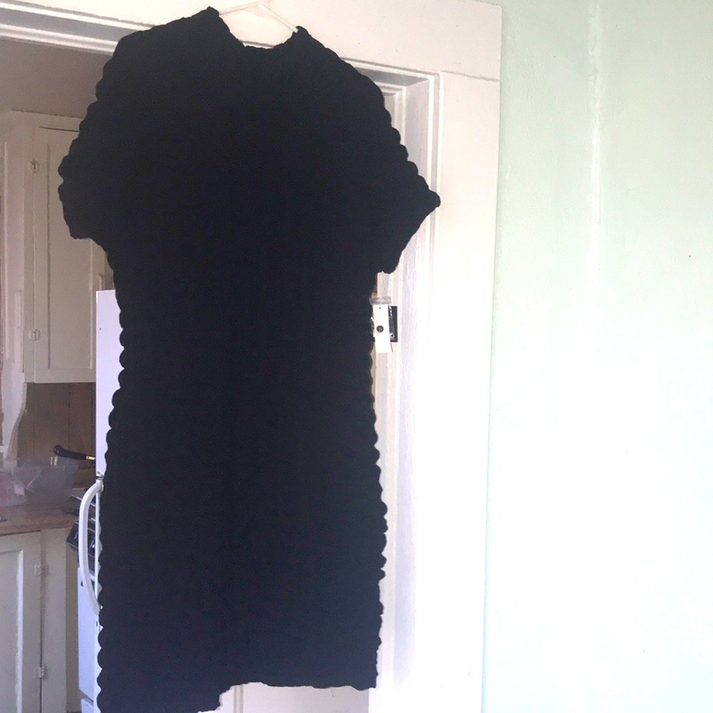 Plus Size Dress - Picture 4 of 4
